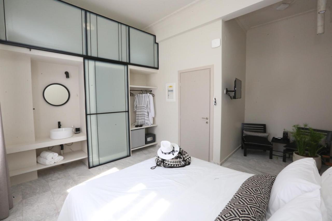 Oiko Mini Suites Ermoupoli Ngoại thất bức ảnh